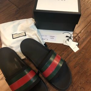 Men’s web authentic Gucci slides size 9